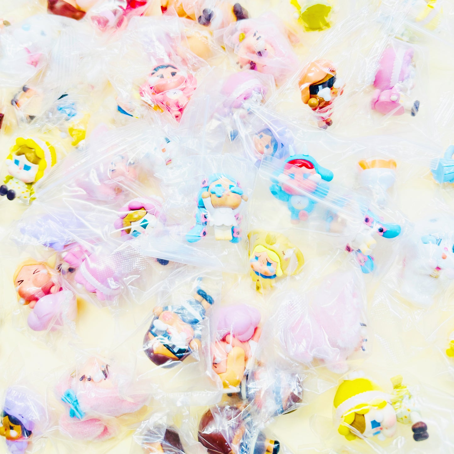 【Cry Baby】フィギュア(開封後の返品・交換はできません)-【ペアペア】