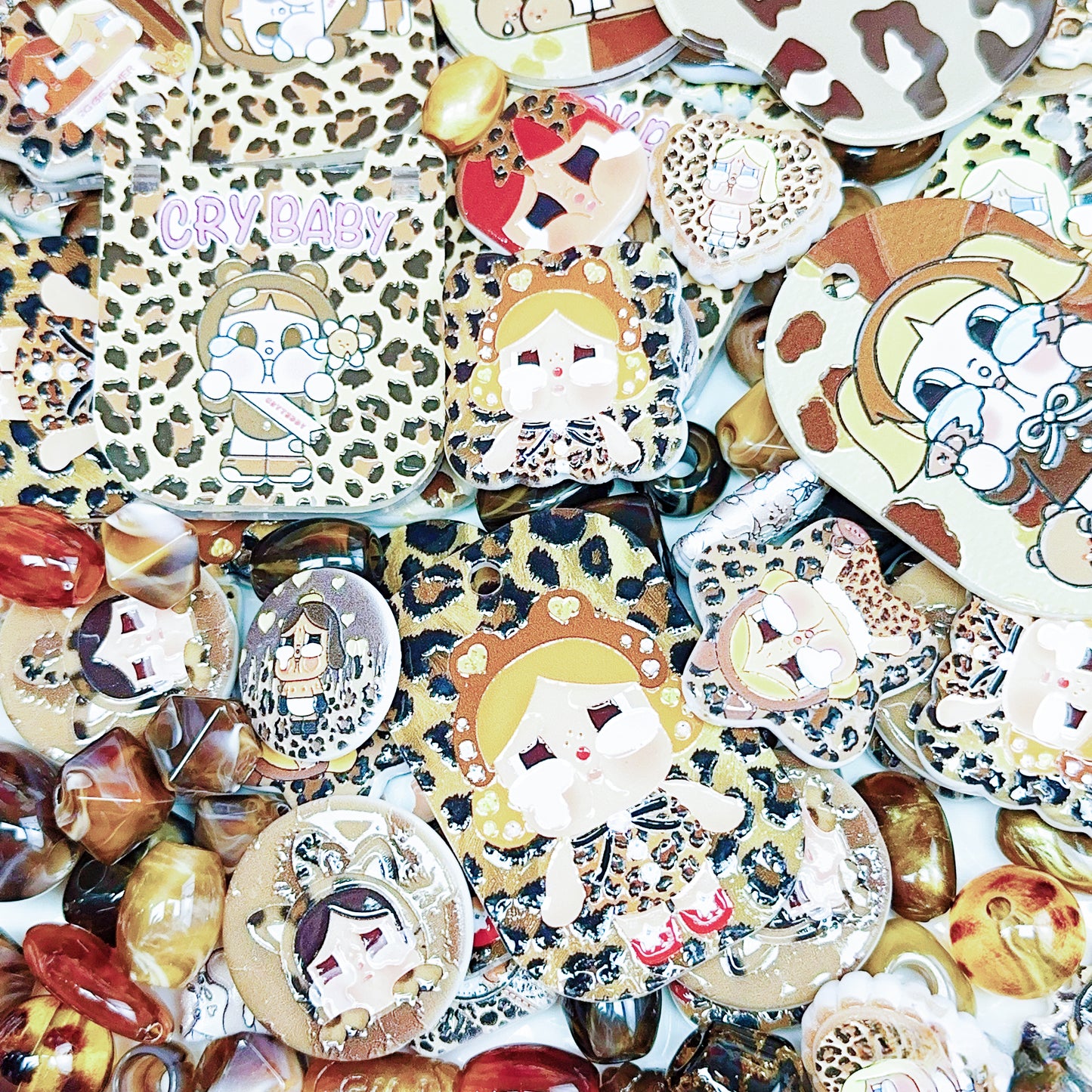 09-15 新作<福袋00159>茶色のヒョウ柄crybabyの福袋&多種類&配信中で開封