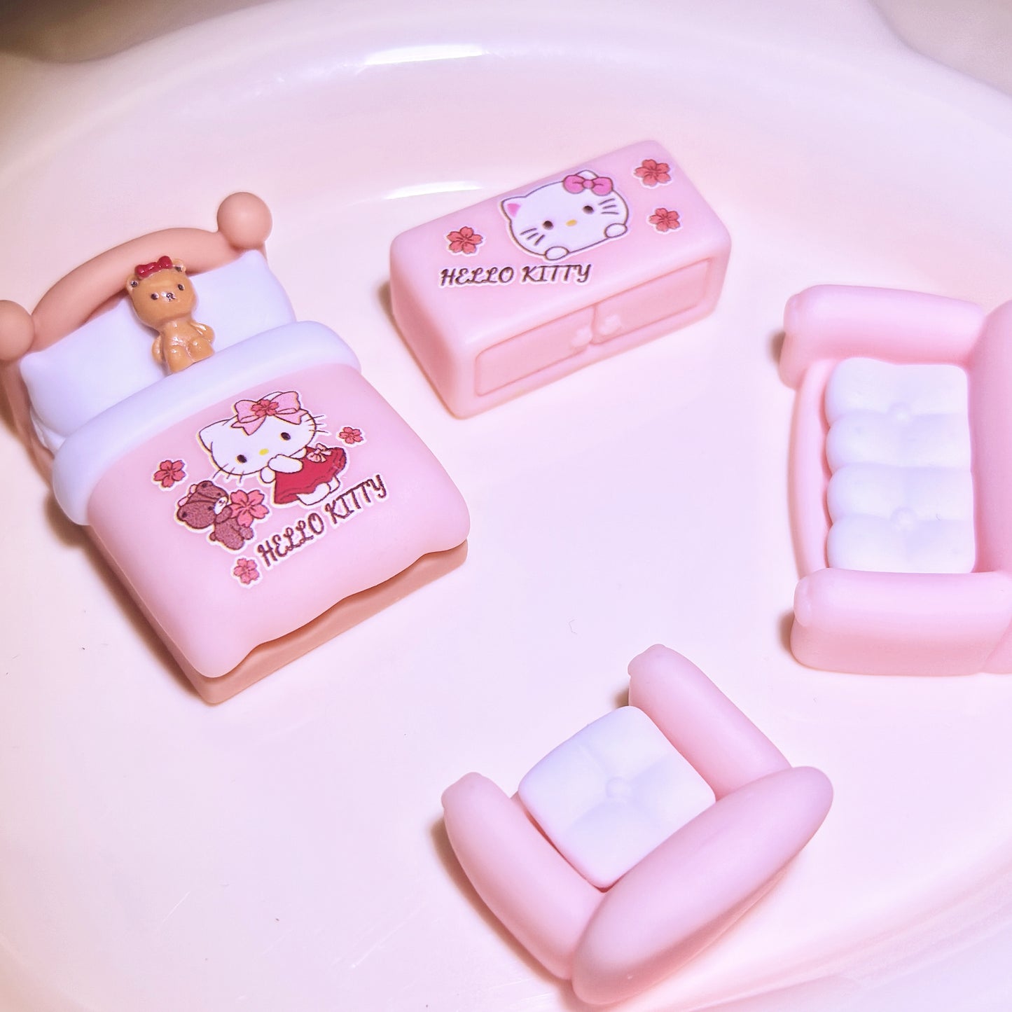 06-10 新作 - 【P0060】小さな家具+五つの熊ちゃん