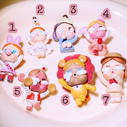06-18 新作 - 【P0075】Crybaby-小さい人形