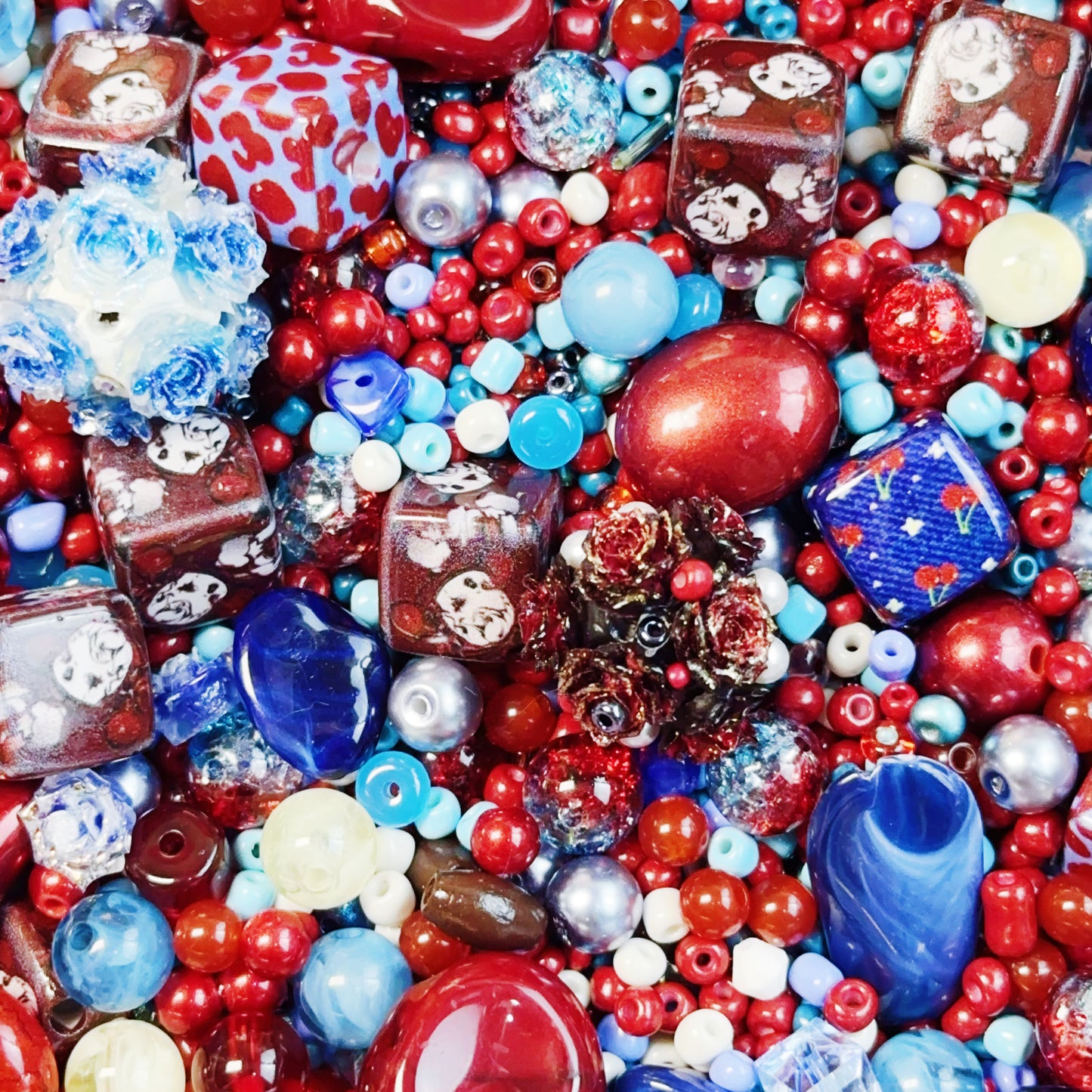 10- 28 新作 - 【P0180】青赤の小さなビーズであるビーズのビーズ