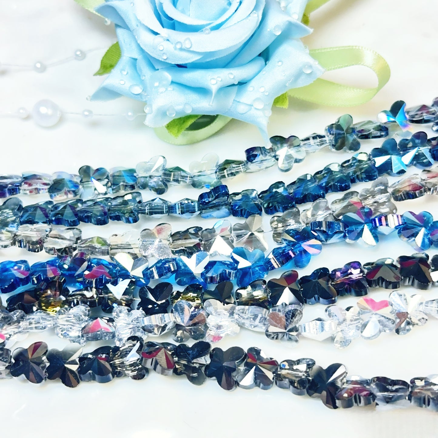 【Live開封】1袋/15個-蝶-濃い色 ガラスビーズ-（8-10mm）17色mix-キラキラ ビーズ